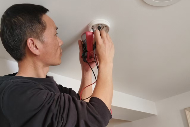 電子科技學(xué)院煙感更換202503241.jpg